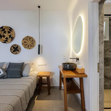 Apartment Secret Garden Mykonos Town