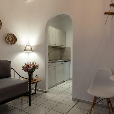 Secret Garden Apartment